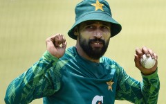 'I want to complete the unfinished work and, for me, the short-term goal is to win the World Cup,' Pakistan's Mohammad Amir told AFP