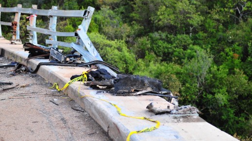 The scene of the bus crash on a bridge at the Mmamatlakala Pass. AFP/Lucas Ledwaba