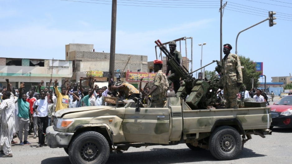 Sudanese soldiers, loyal to army chief Abdel Fattah al-Burhan, in the Red Sea city of Port Sudan on April 16