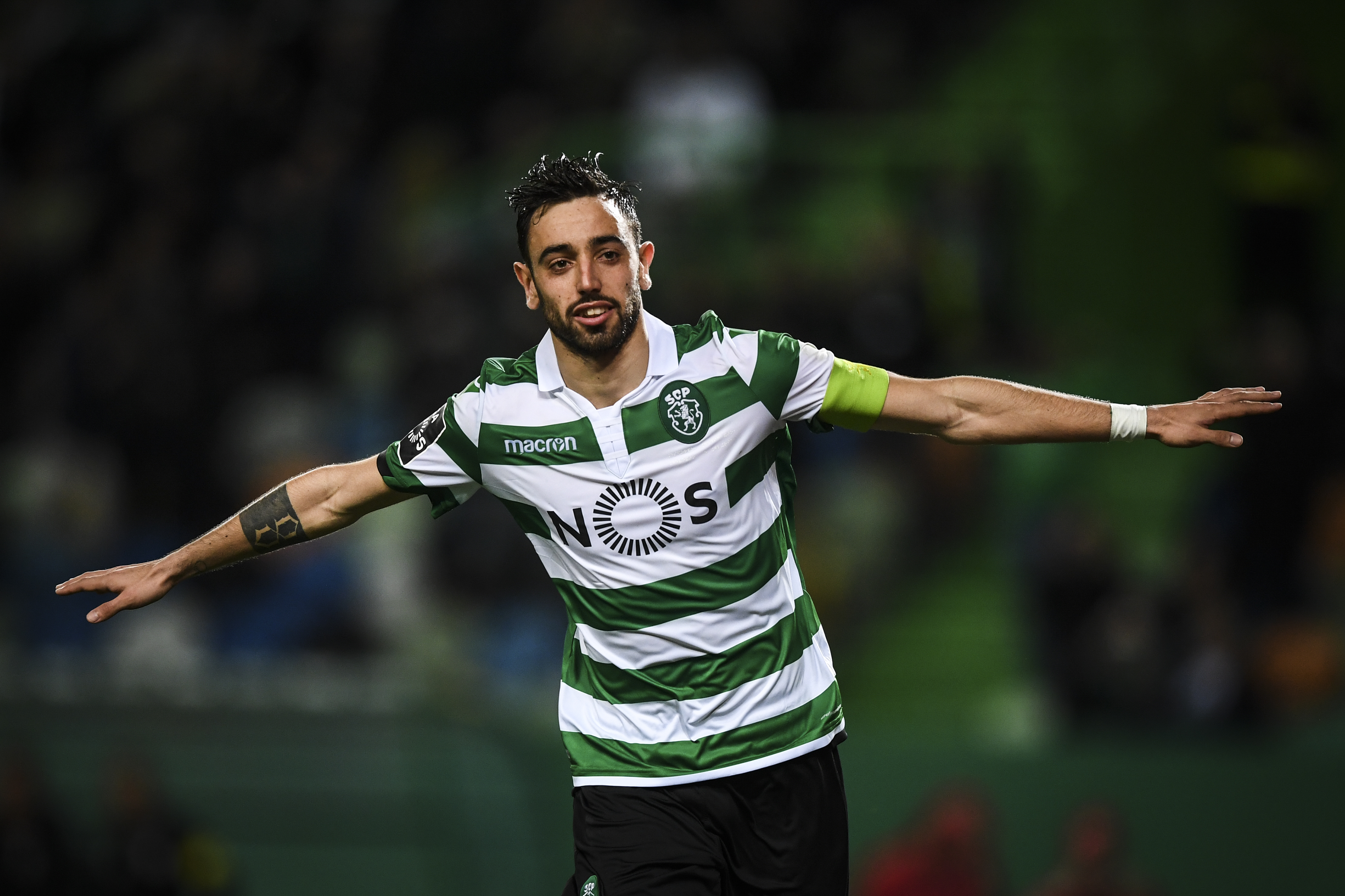 Bruno Fernandes has a title message for Liverpool supporters