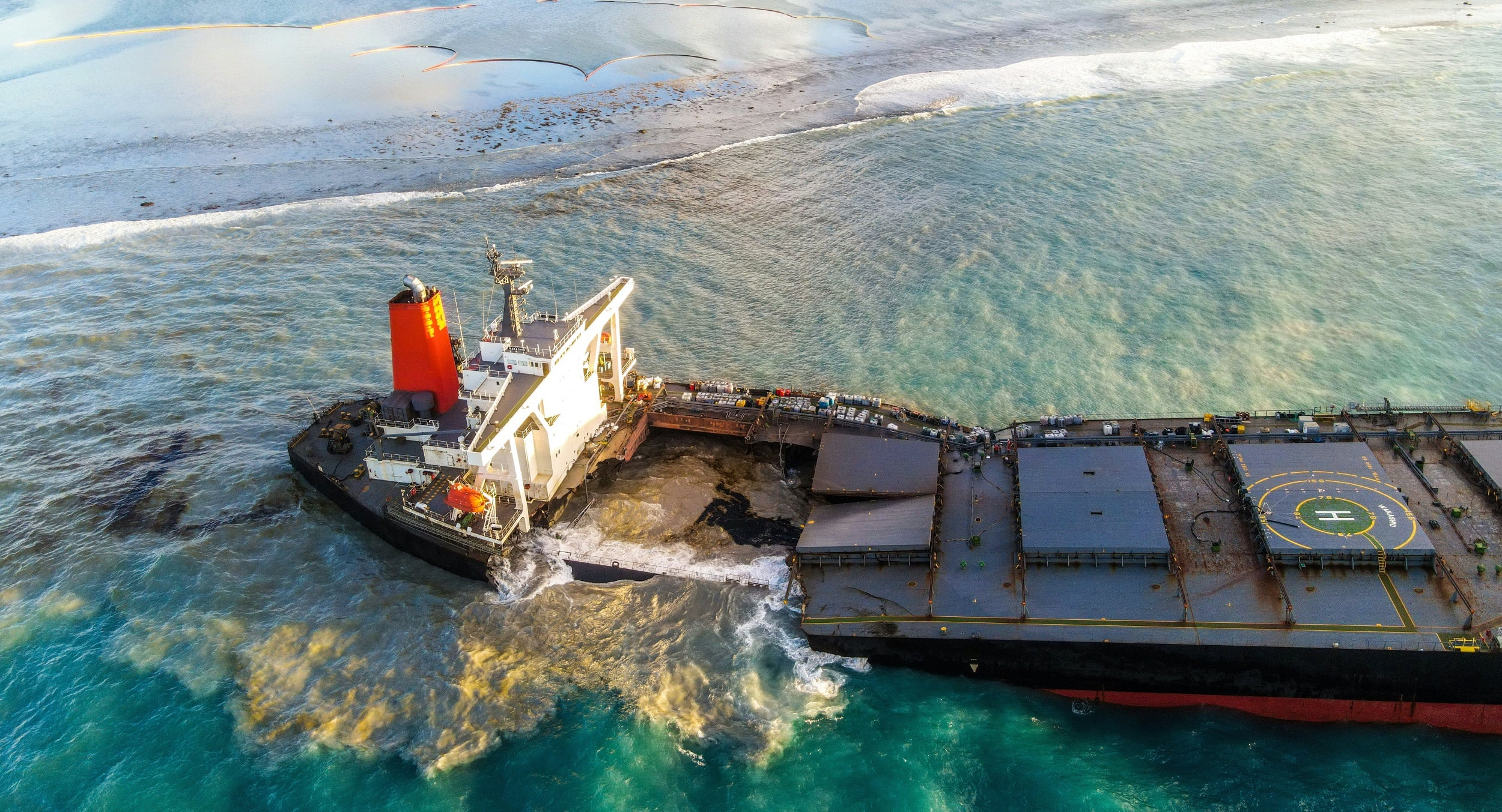 Mauritian Govt To Claim Compensation From Japanese Company For Oil Spill ENCA