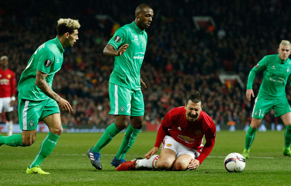 Ibra treble downs Saint-Etienne in Europa League | eNCA