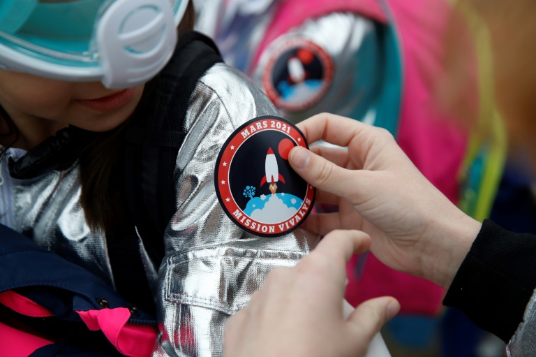 During the months of preparation, the children participated in workshops on astronomy and rocket engineering