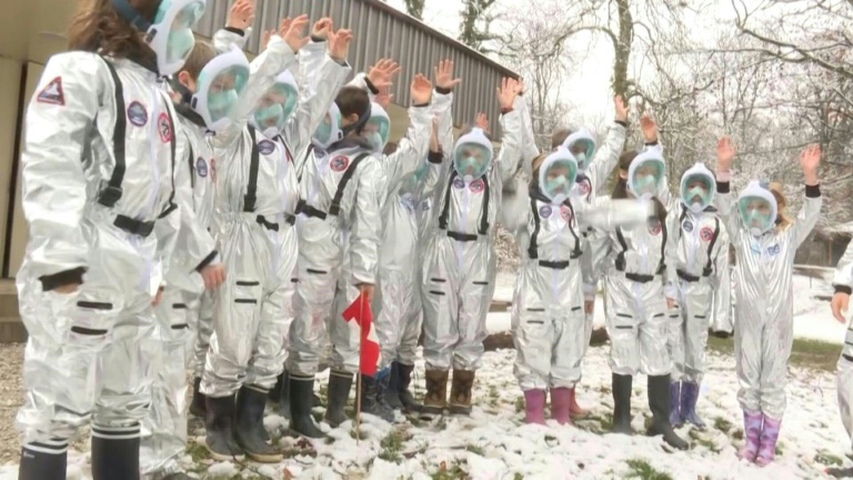 Swiss children on 'Mission to Mars'
