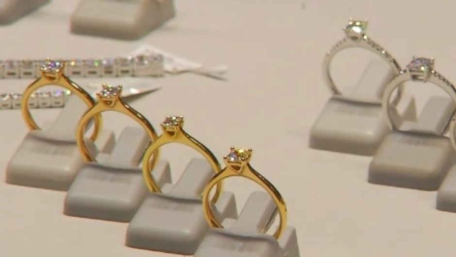 South African diamonds are sought-after across the world and even more so since the invasion of Ukraine last year. (eNCA\screenshot)