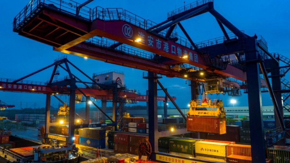 Global trade could decline by as much as 2.8 percent next year or grow up to 4.6 percent, WTO economists believe