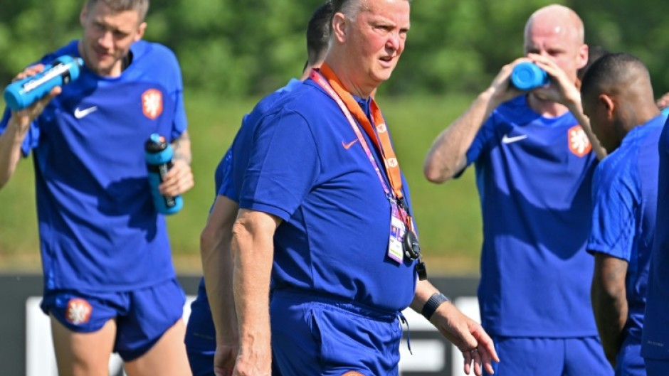 Louis van Gaal's Netherlands need only a point against Qatar to be sure of a last-16 place