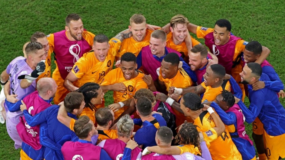 The Netherlands have reached the quarter-finals on their return to the tournament after missing out in 2018