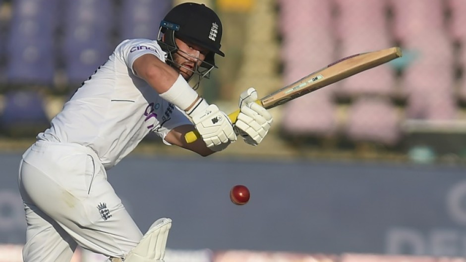 England's Ben Duckett scored an unbeaten 82 as England beat Pakistan by eight wickets to sweep the Test series 3-0