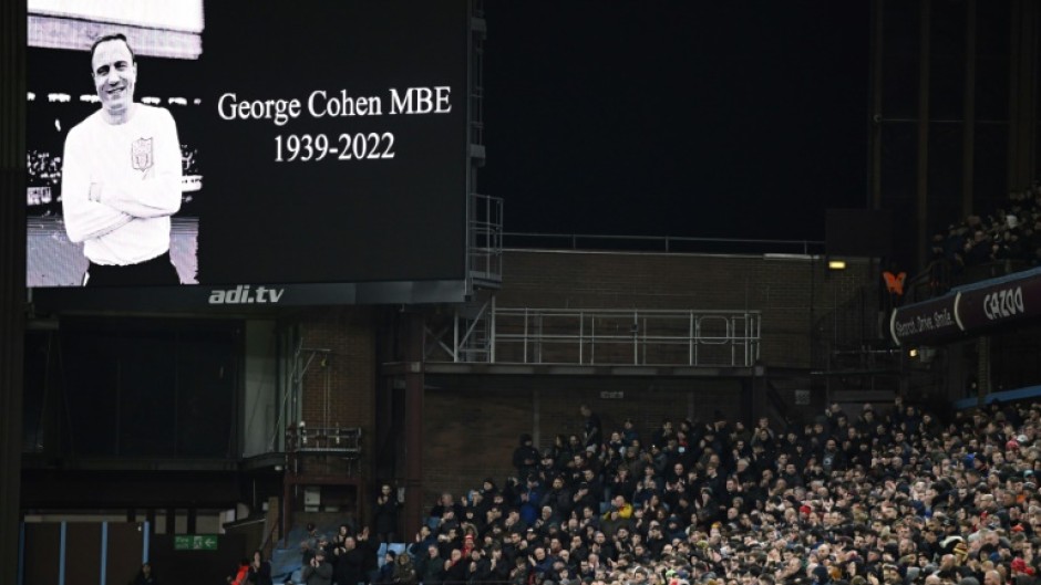 Premier League supporters pay tribute to George Cohen