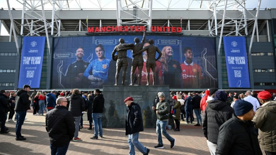 Thomas Zilliacus has entered the battle to buy Manchester United