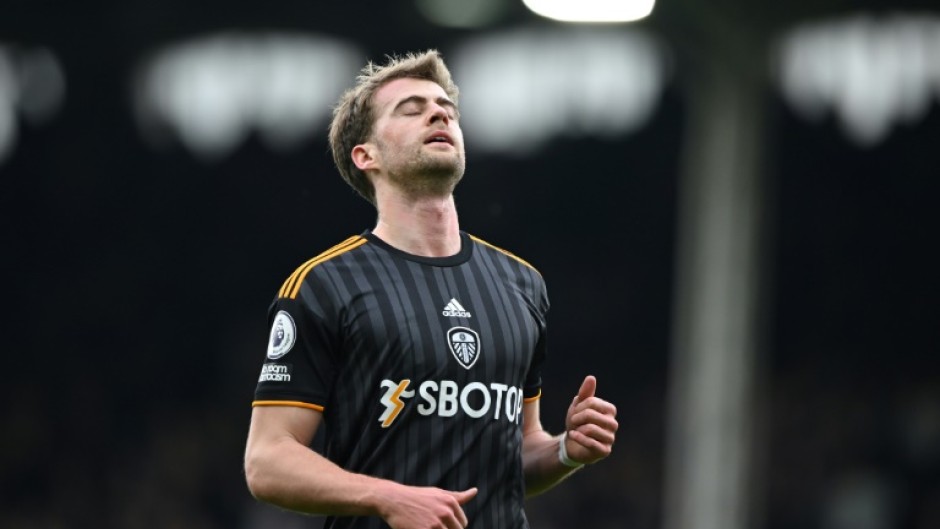 Leeds lost 2-1 at Fulham to sit just one point above the relegation zone