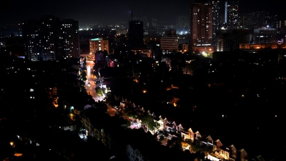 Parks in Hanoi are now plunged into total darkness after 11 pm, while two-thirds of street lights are also switched off at the same time