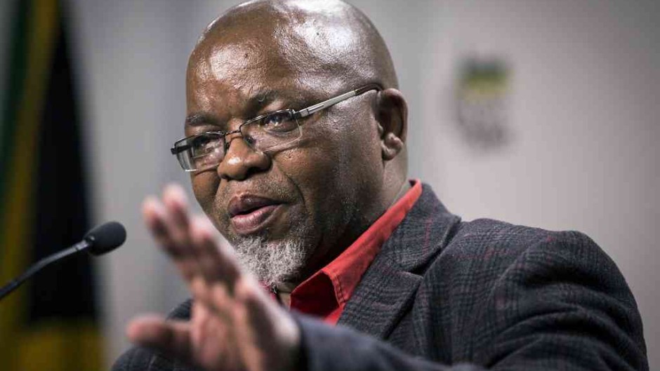 Mineral Resources and Energy Minister Gwede Mantashe says he has ordered employers in the sector to withdraw the letters.
