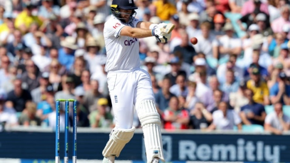 England's Joe Root pulls during his 91 against Australia in the fifth Ashes Test at The Oval