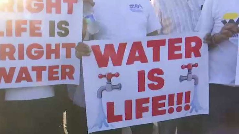 Phoenix residents are protesting for water. 
