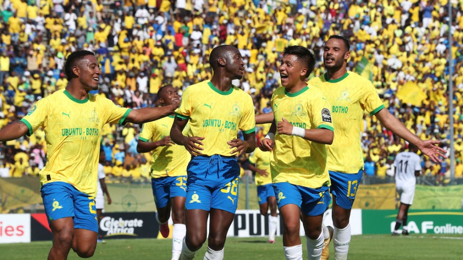 Mamelodi Sundowns players celebrate during the 2023/24 CAF Champions League Group match between Sundowns and TP Mazembe. Gavin Barker /BackpagePix