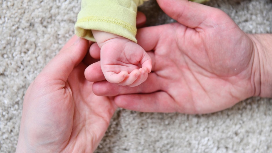 File:  Symbolic picture of a family.