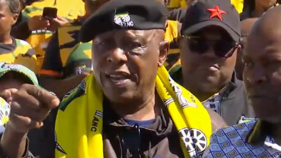 Tokyo Sexwale campaigning in Ekurhuleni on behalf of the governing party.