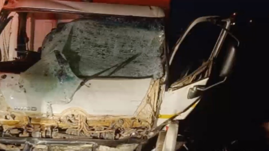 Ten people have died in a crash on the R42 near Delmas in Mpumalanga.