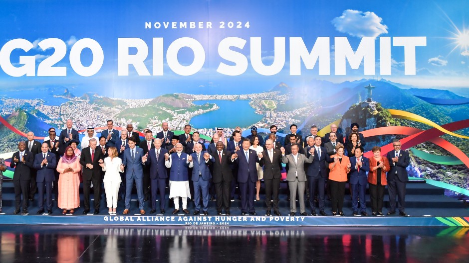 Participating leaders after the closing session of the 19th G20 Summit in Rio de Janeiro. AFP/Xinhua/Li Tao