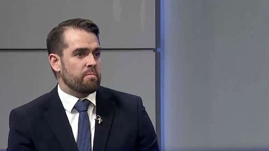 Global Equity Analyst, Chris Willis