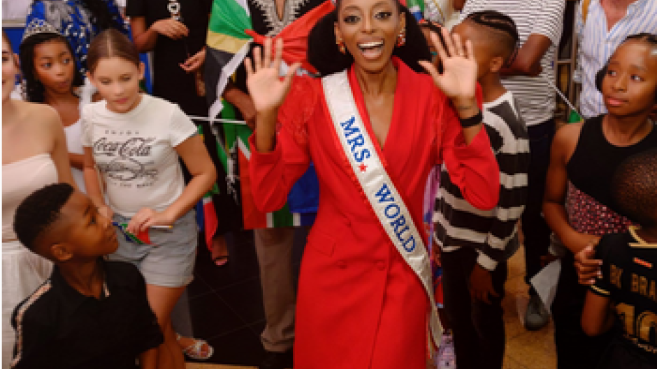 South Africa’s Tshego Gaelae Crowned Mrs. World 2024 in Las Vegas
