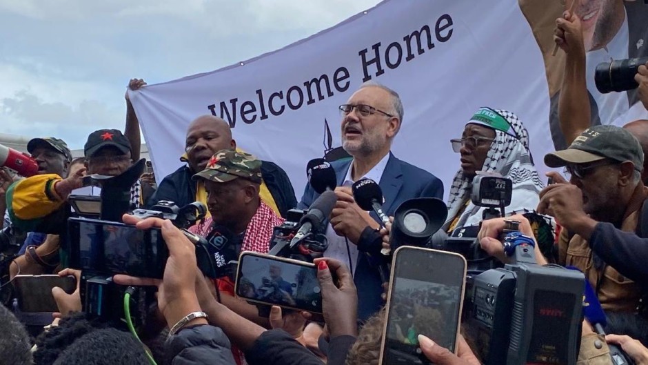 Ebrahim Rasool addresses a crowd of supporters at Cape Town 