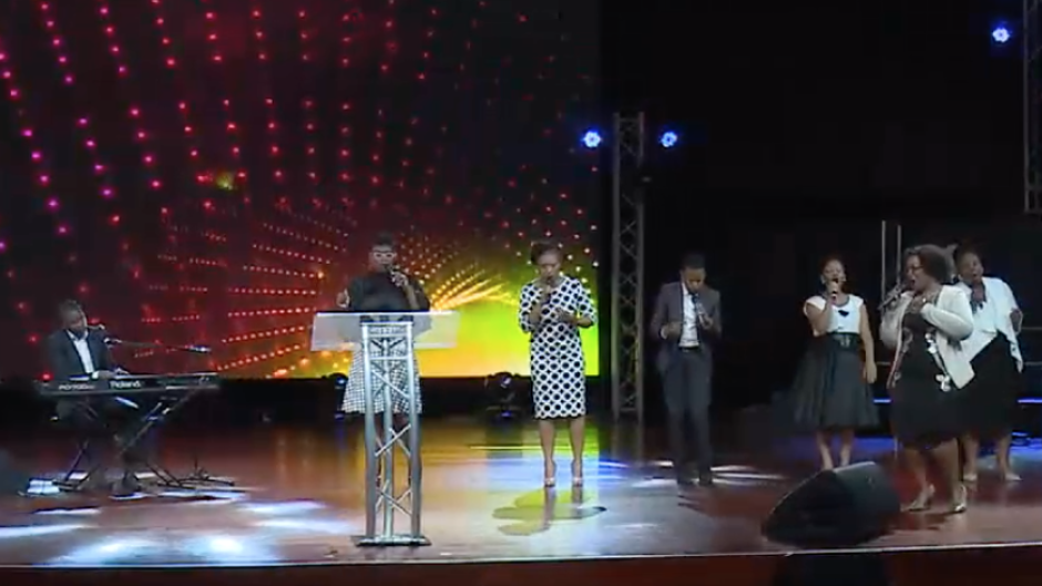 Artists performing on the United Tour.