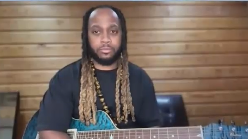 AJ Ghent and His Singing Guitar / eNCA 