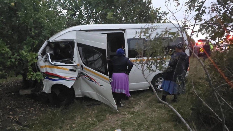 Taxi accident in KZN between Empangeni and Eshowe