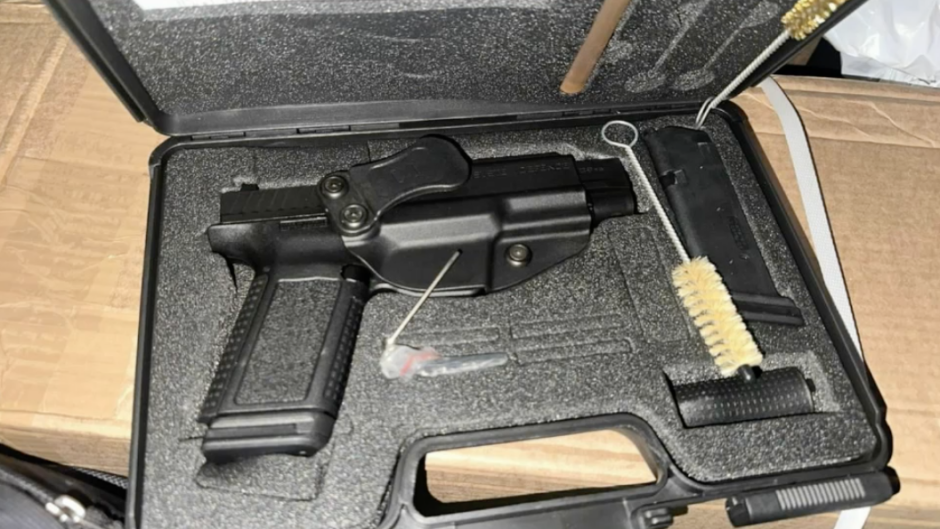 Two gun-running suspects arrested 