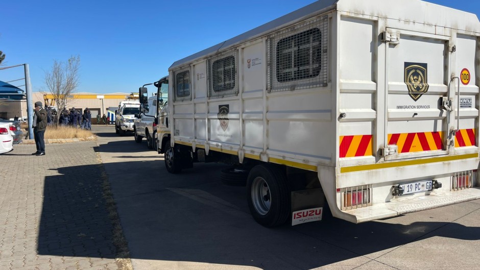 Immigration operation in West Rand / eNCA reporter Heidi Giokos