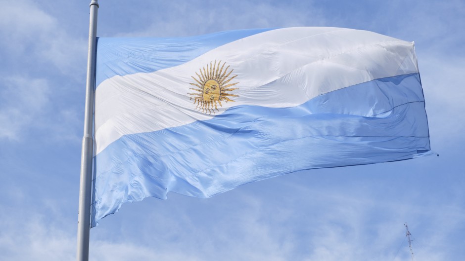 The Argentine flag flies on the flagpole at Plaza de Mayo, the main square in Buenos Aires. (Photo by Carolina Jaramillo/NurPhoto) (Photo by Carolina Jaramillo / NurPhoto / NurPhoto via AFP)