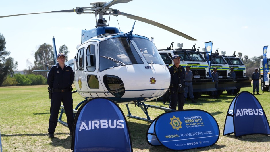 New helicopters and armoured vehicles for SAPS - Police