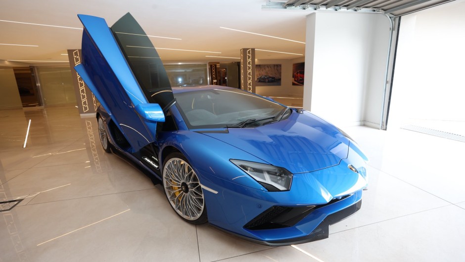 Lamborghini at Hangwani Maumela's residence