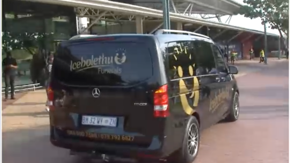 Nathi Mthethwa's body arrives in Durban.