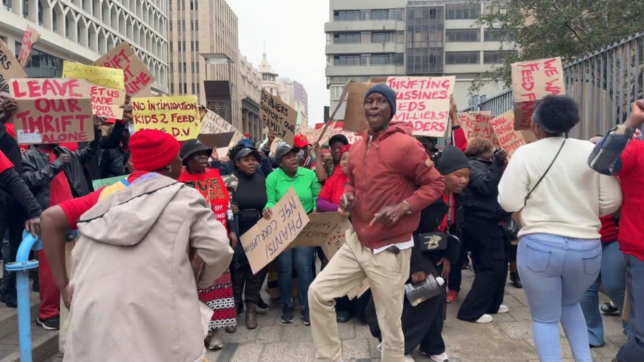 The informal traders outside court. eNCA/Nabeelah Shaikh