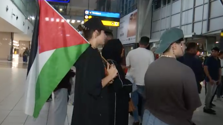 Members of the public waiting at OR Tambo Interrnational Airport for the refugees to disembark.