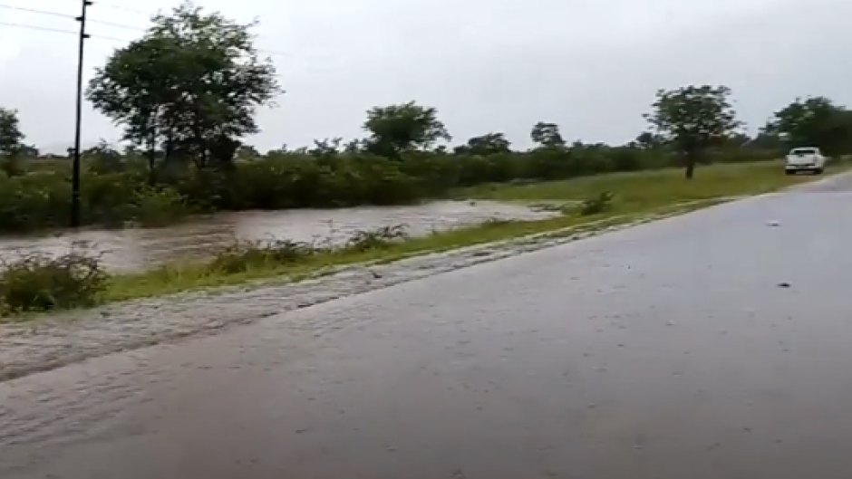 ulti-disciplinary teams have been deployed in Limpopo and Mpumalanga as disruptive rain continues to lash through the provinces. 