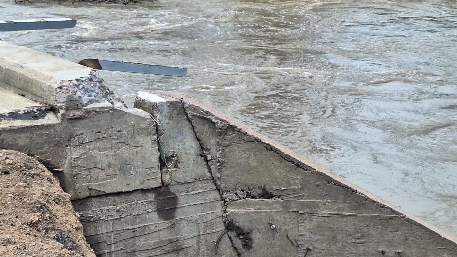 GIYANI - Over R4 billion will be required to cover the infrastructure damages caused by heavy rains that have lashed through Limpopo, leaving trails of destruction. 