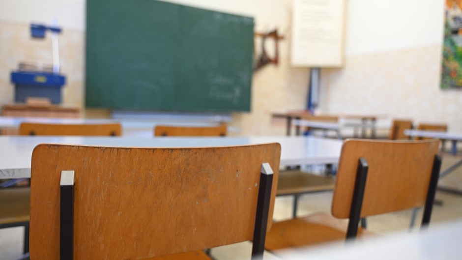 View of an empty classroom. Elisa Schu/dpa Picture-Alliance via AFP