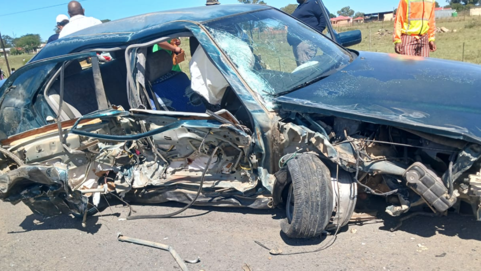 A fatal crash on the N2 near Qonce claims seven lives, including that of a minor.