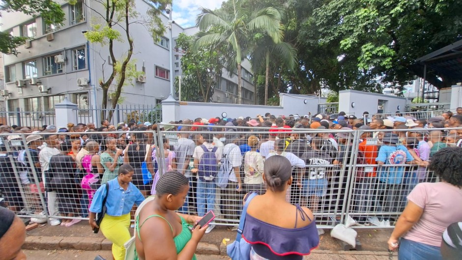 Students at DUT wanting accommodation