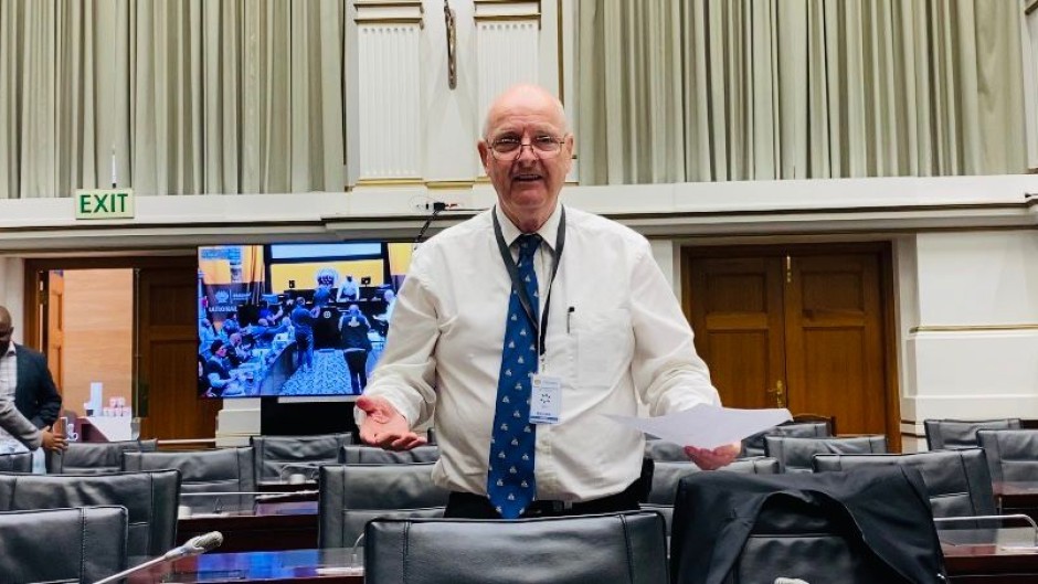 Paul O'Sullivan is testifying at the SAPS Ad Hoc Committee. eNCA/Kevin Brandt