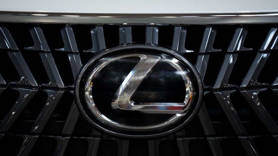 The Lexus logo