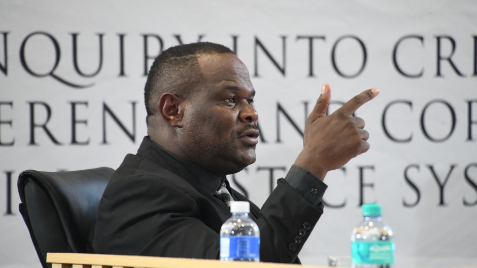Sergeant Fannie Nkosi testifies at the Madlanga Commission. Gallo Images/Frennie Shivambu