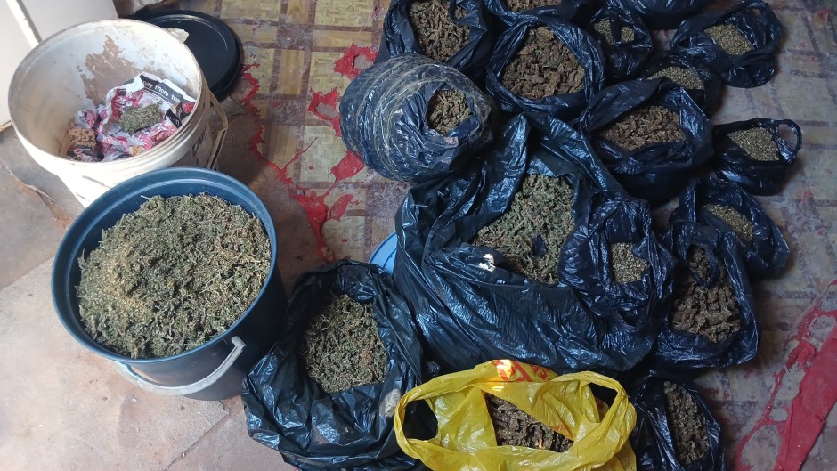 Man arrested for drug possession. X/@SAPoliceService