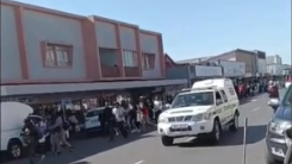 Police have diffused looting targeting foreign-owned shops in Estcourt, KwaZulu-Natal (KZN).