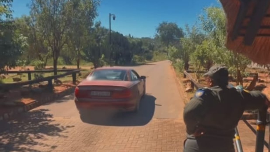 ANParks is searching for a driver of a Mercedes-Benz SL500 after he went viral on social media for recklessly driving in the Kruger National Park. Screenshot/Jvr TikTok